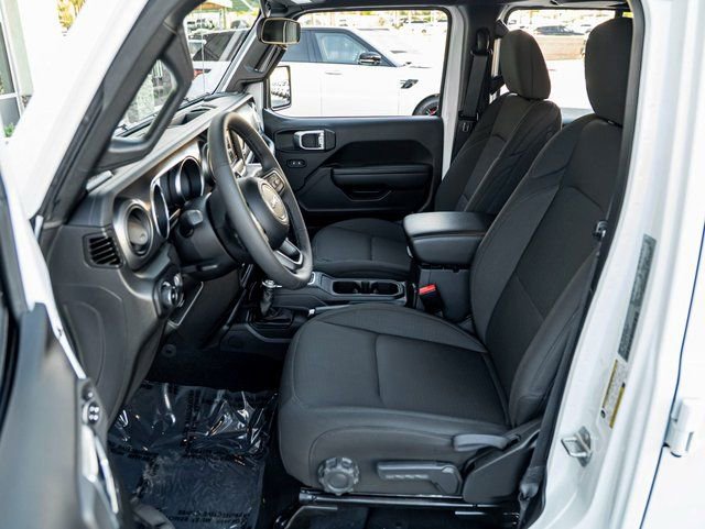 Used 2023 Jeep Wrangler Unlimited Sport image 14