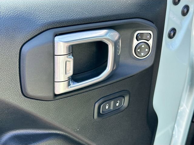 Used 2024 Jeep Wrangler Sport S image 17