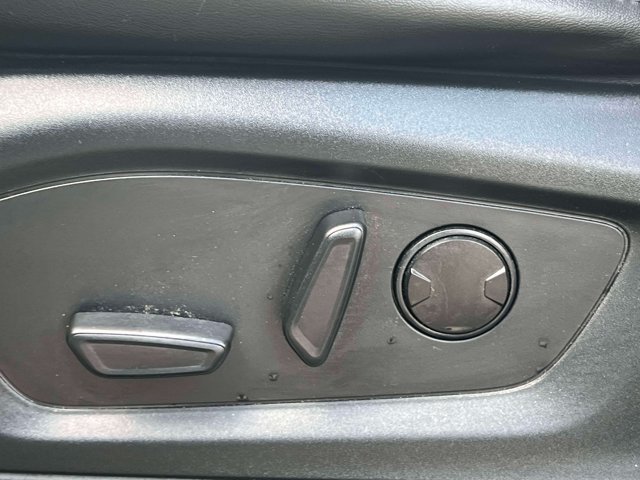Used 2023 Ford Explorer XLT w/ Equipment Group 202A AWD/4WD image 24
