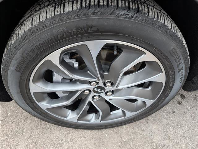 Certified 2022 Lincoln Nautilus Reserve image 9