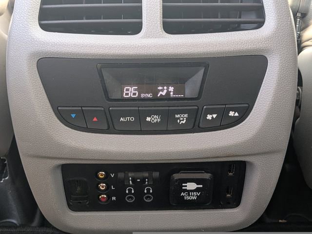 Used 2016 Honda Pilot Touring image 15