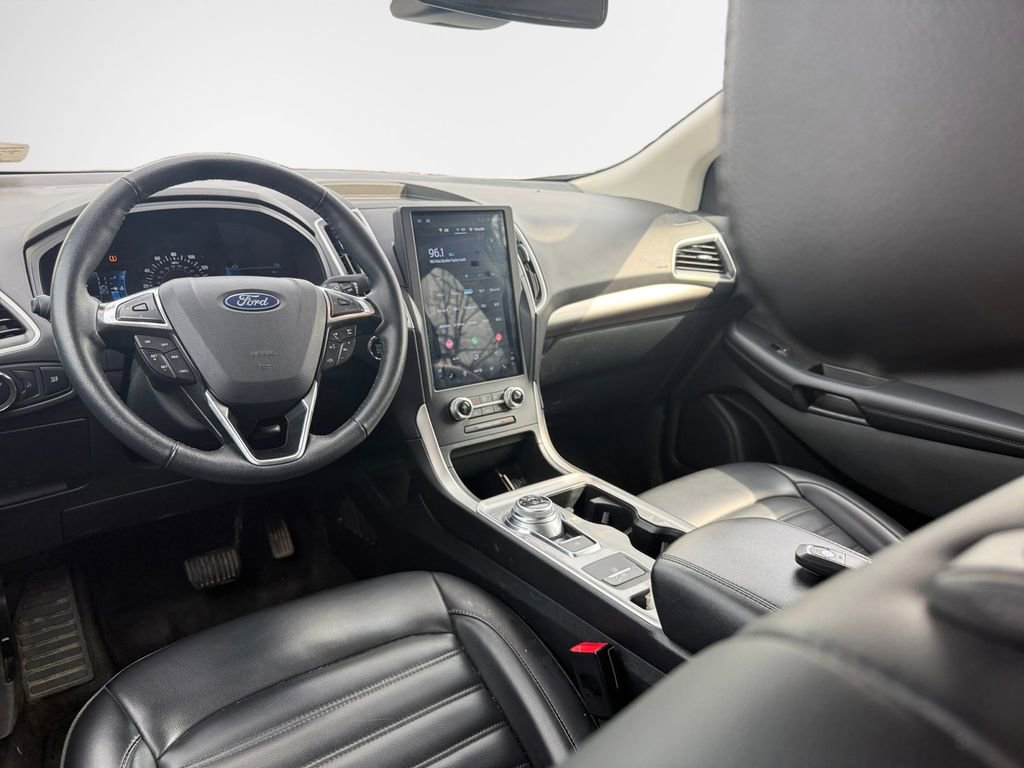 Used 2024 Ford Edge SEL image 20