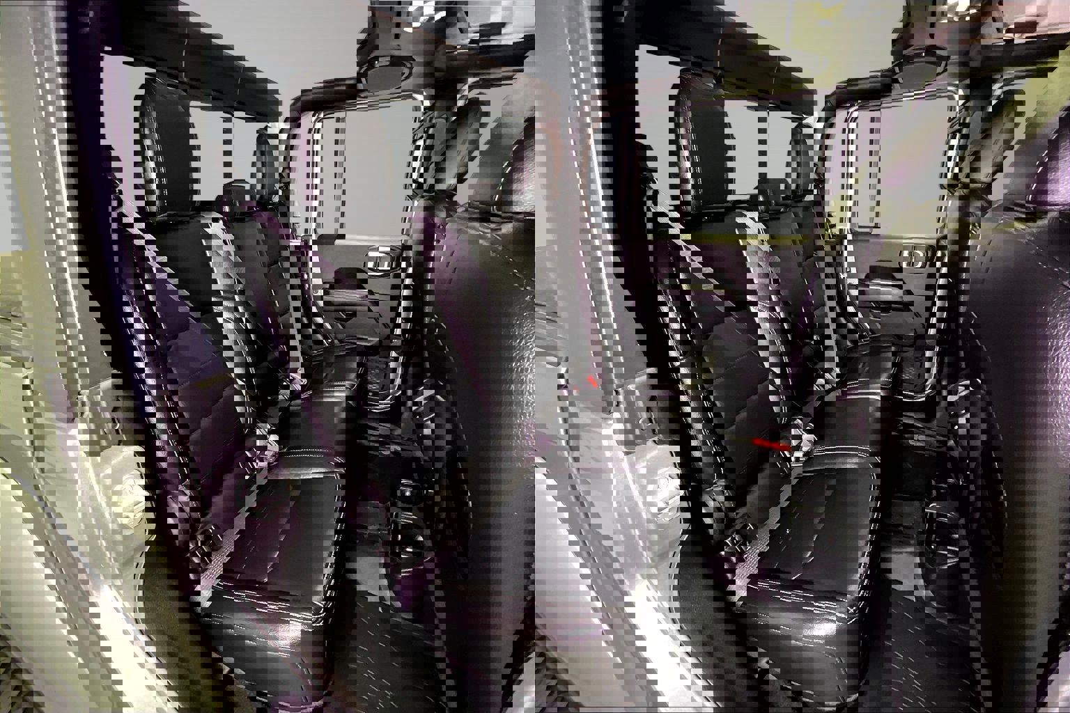 Used 2020 Jeep Gladiator Overland image 25