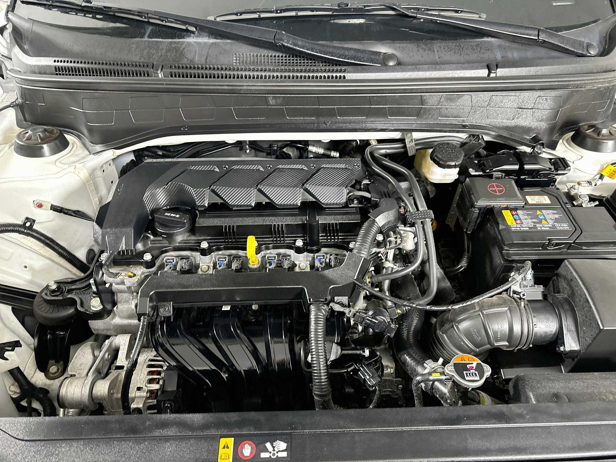 Used 2025 Hyundai Venue SEL FWD image 32