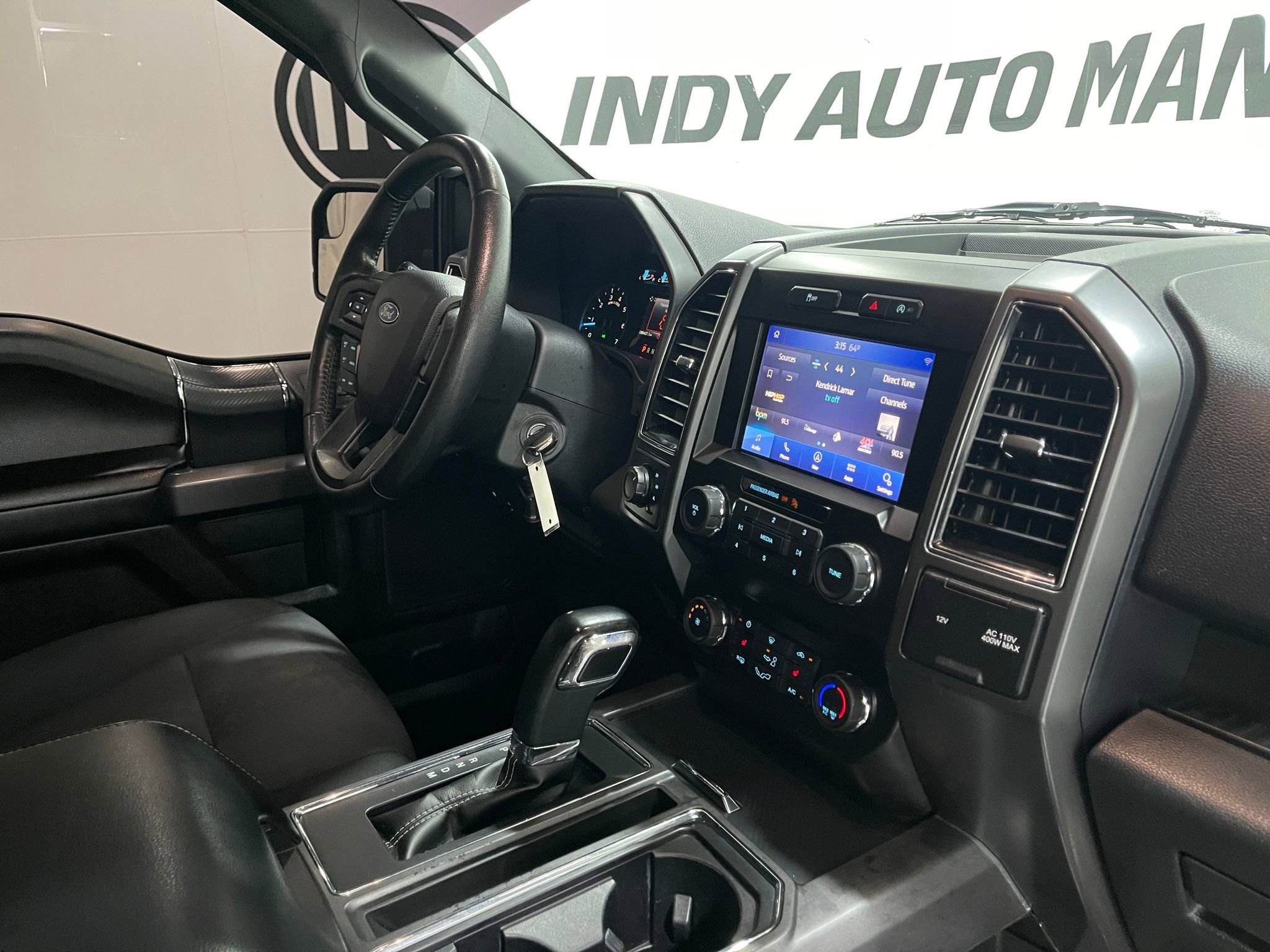Used 2020 Ford F150 XLT w/ Equipment Group 302A Luxury AWD/4WD image 19