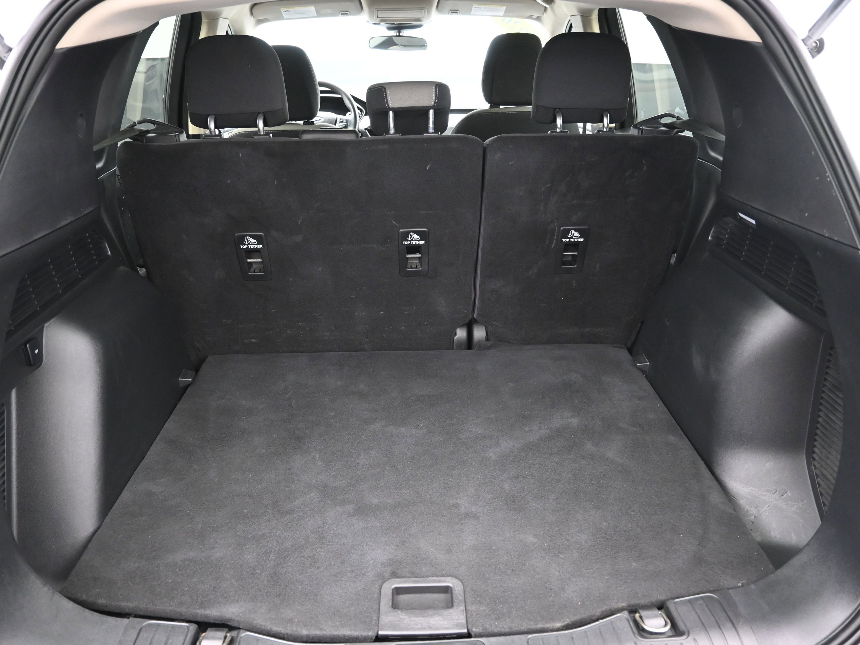 Used 2020 Ford Escape SE image 24