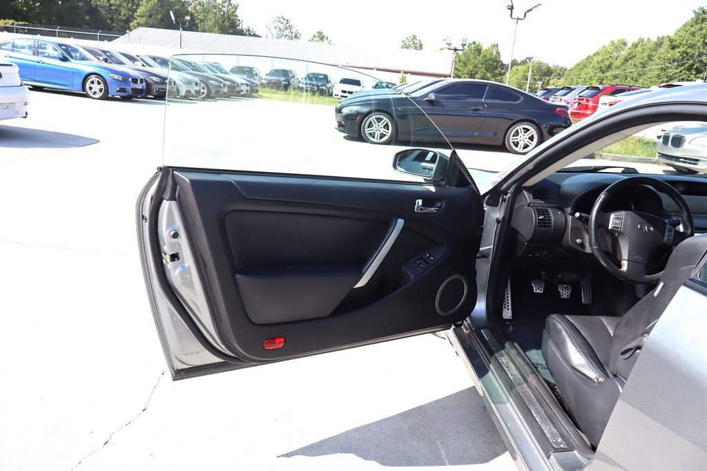 Used 2005 INFINITI G35 Coupe w/ (P01) Premium Pkg RWD image 29