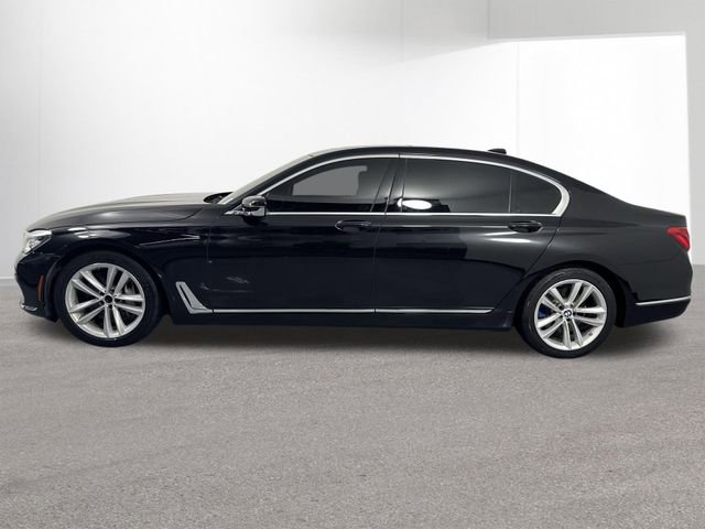 Used 2016 BMW 750i xDrive AWD/4WD image 28