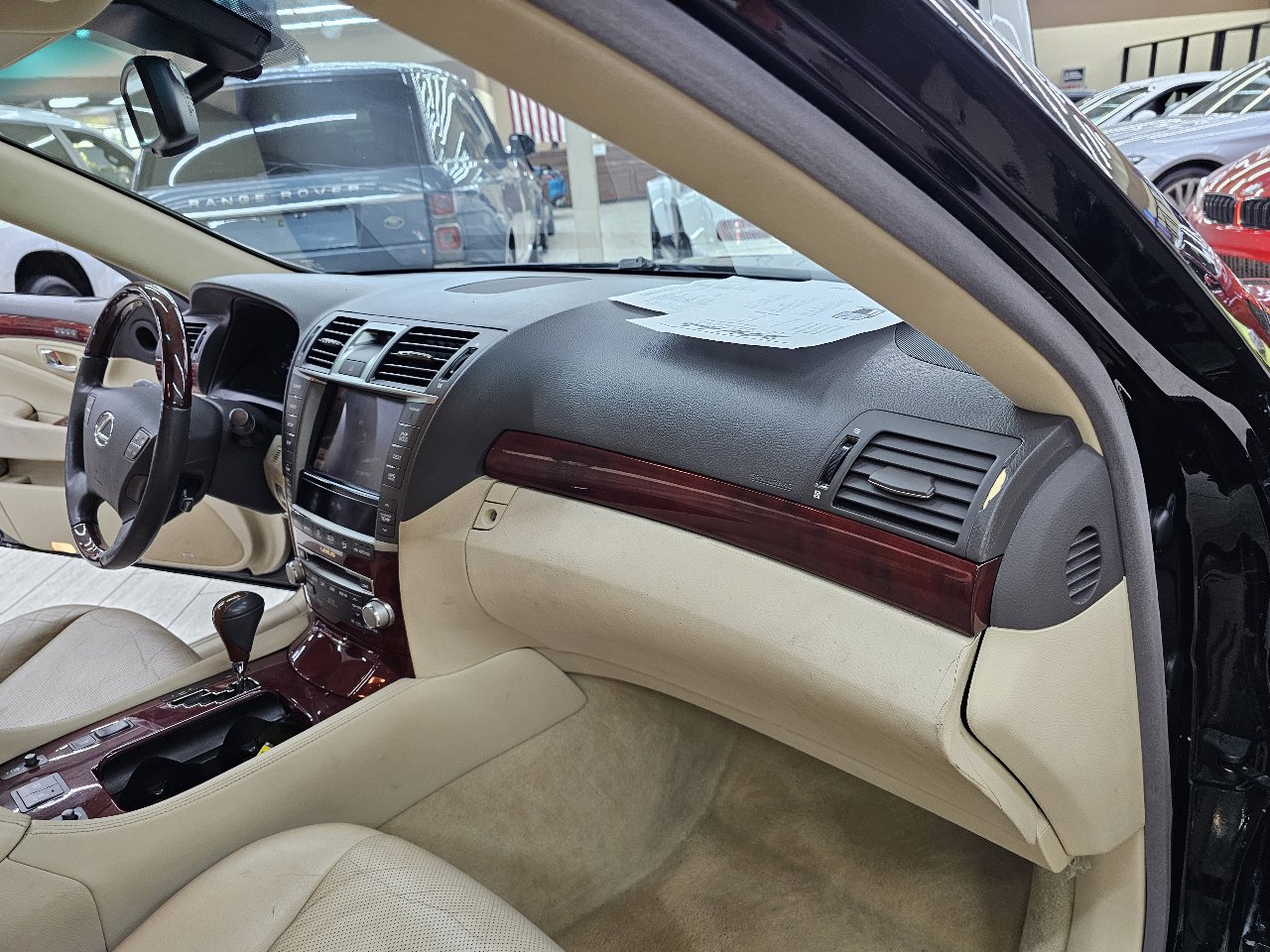 Used 2012 Lexus LS 460 Luxury image 22