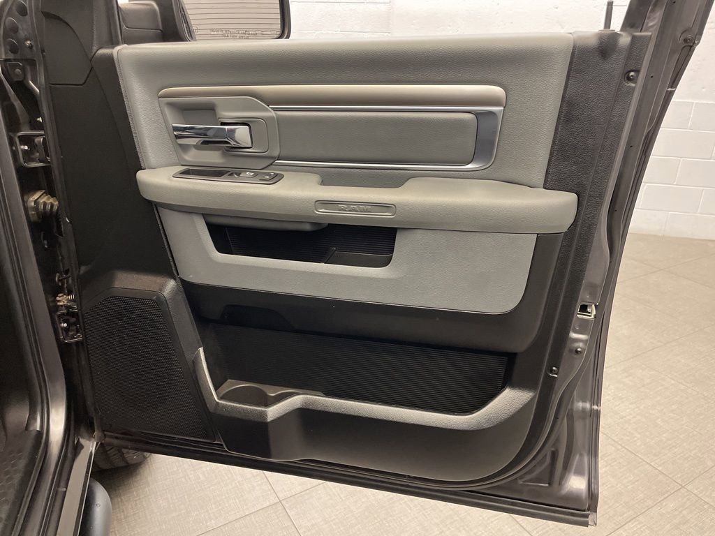 Used 2019 RAM 1500 Classic Warlock w/ Electronics Group image 27