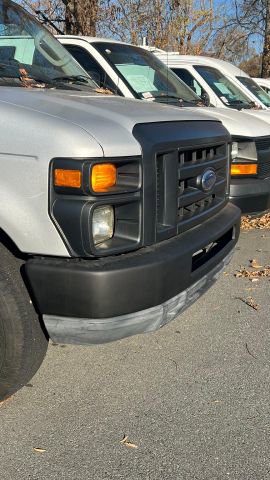 Used 2011 Ford E-250 and Econoline 250 w/ Commercial Cargo Van Pkg image 12