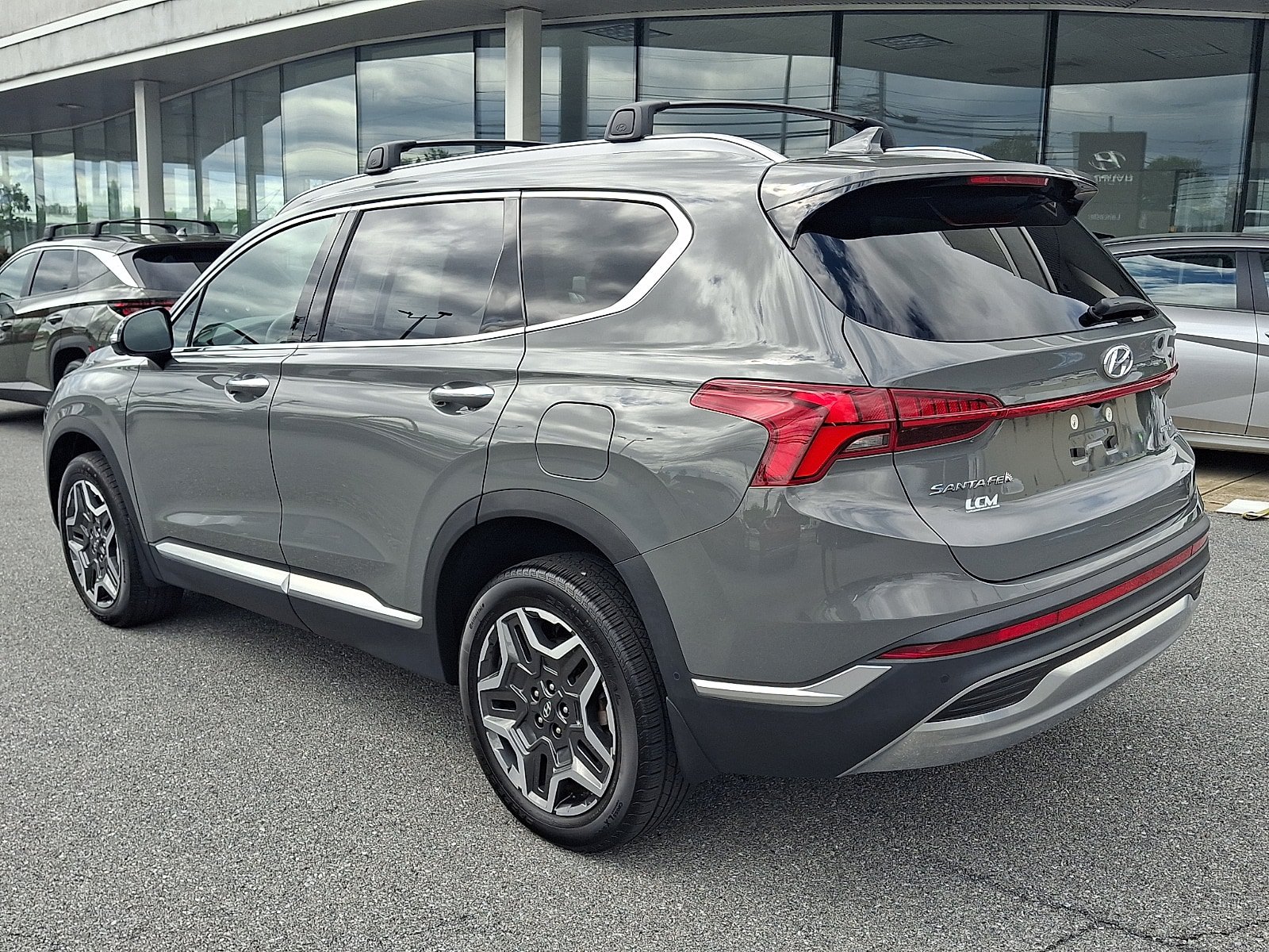 Used 2023 Hyundai Santa Fe Limited AWD/4WD image 7