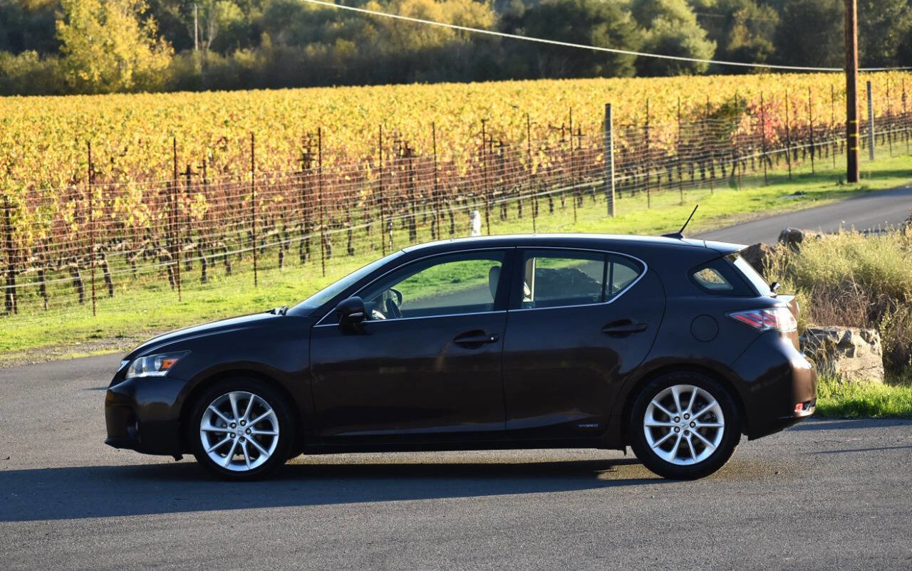 Used 2012 Lexus CT 200h Premium image 12