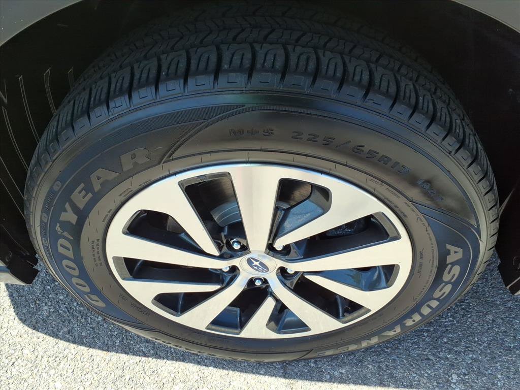Used 2021 Subaru Outback AWD/4WD image 10
