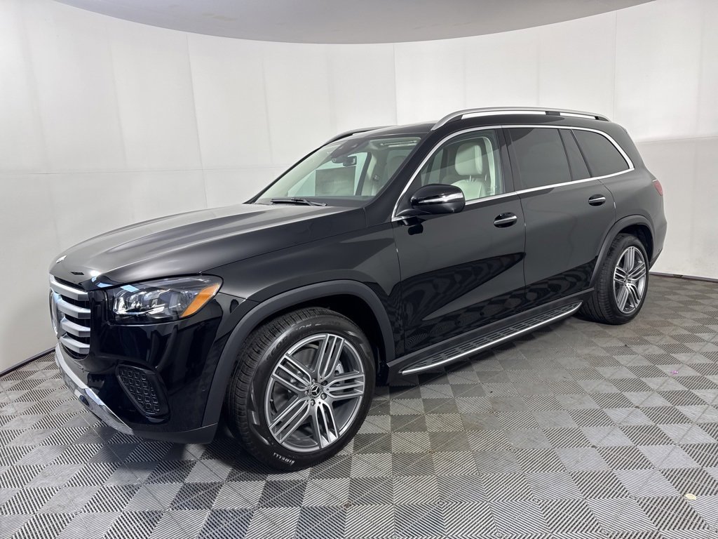 New 2026 Mercedes-Benz GLS 450 4MATIC image 1