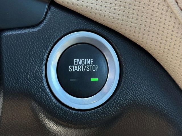 Used 2023 Chevrolet Equinox Premier image 24