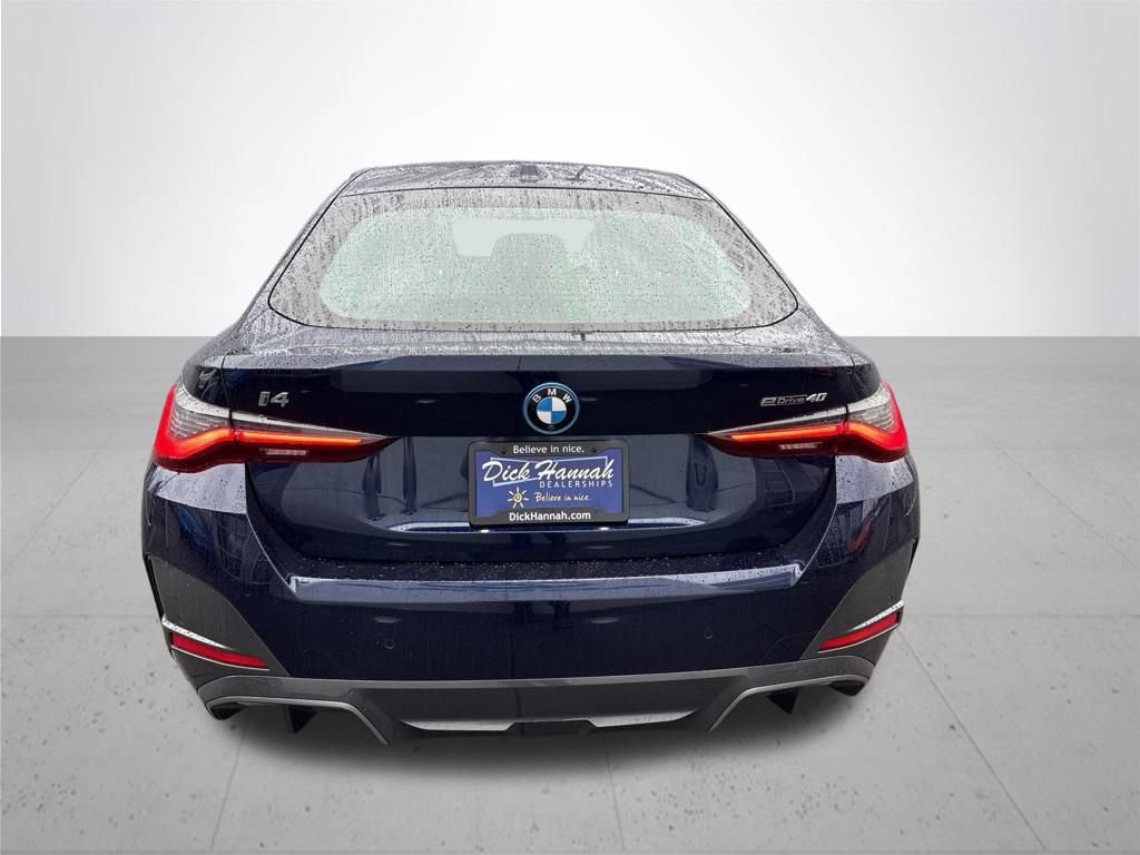Used 2022 BMW i4 eDrive40 w/ M Sport Package RWD image 7