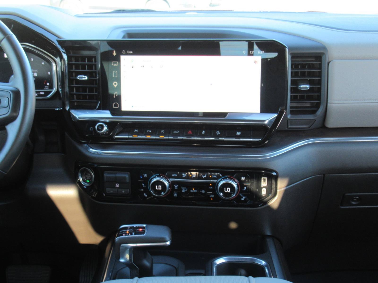 Used 2023 GMC Sierra 1500 SLT w/ SLT Premium Plus Package AWD/4WD image 15
