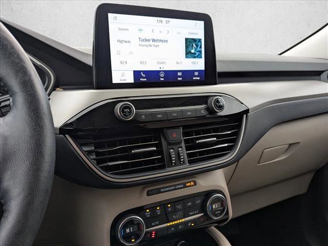 Used 2021 Ford Escape SEL w/ Class II Trailer Tow Package image 16