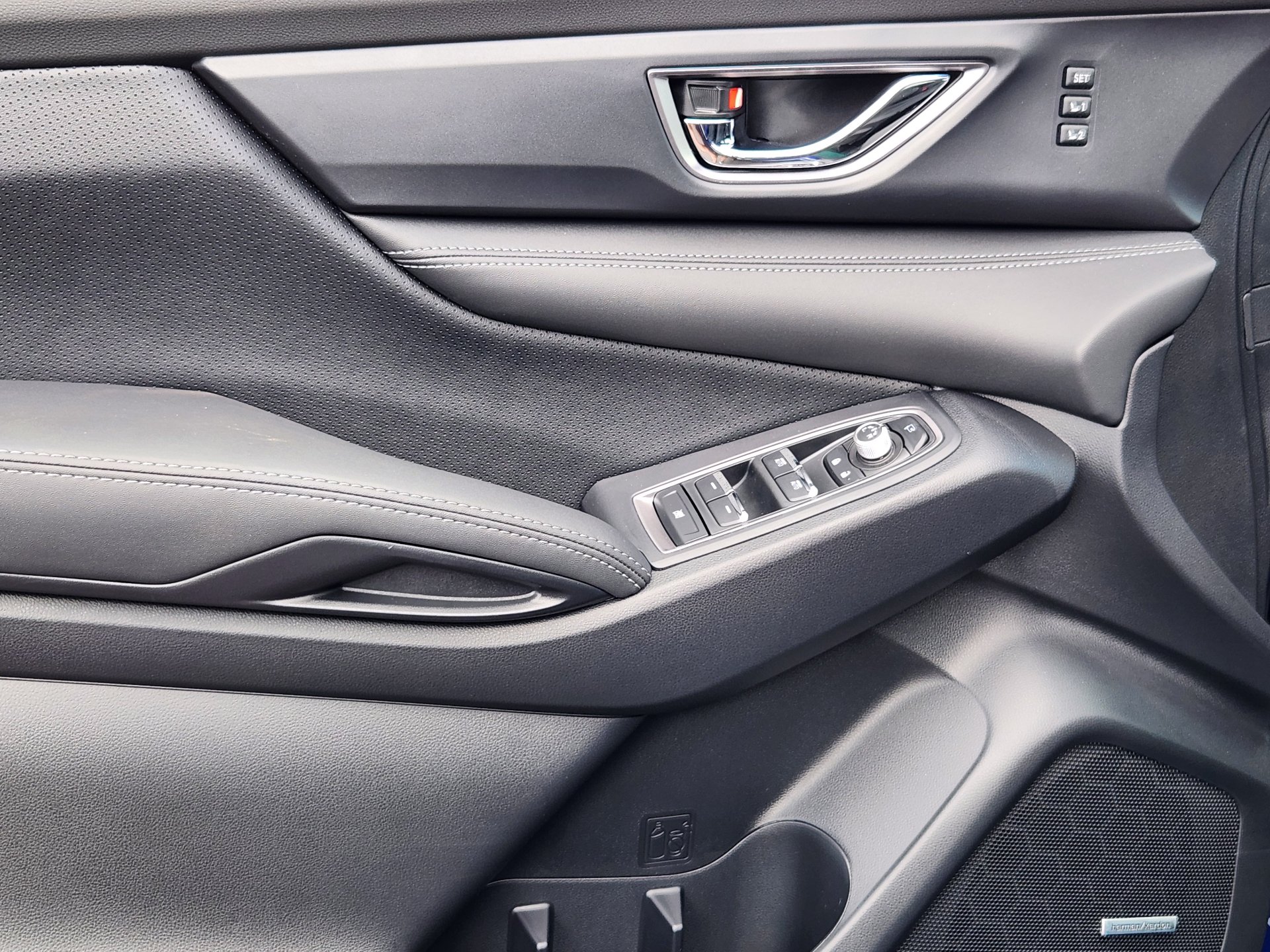 New 2026 Subaru Ascent Limited AWD/4WD image 17