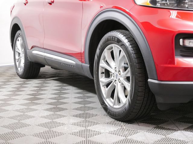 Certified 2020 Ford Explorer XLT w/ Equipment Group 202A AWD/4WD image 2