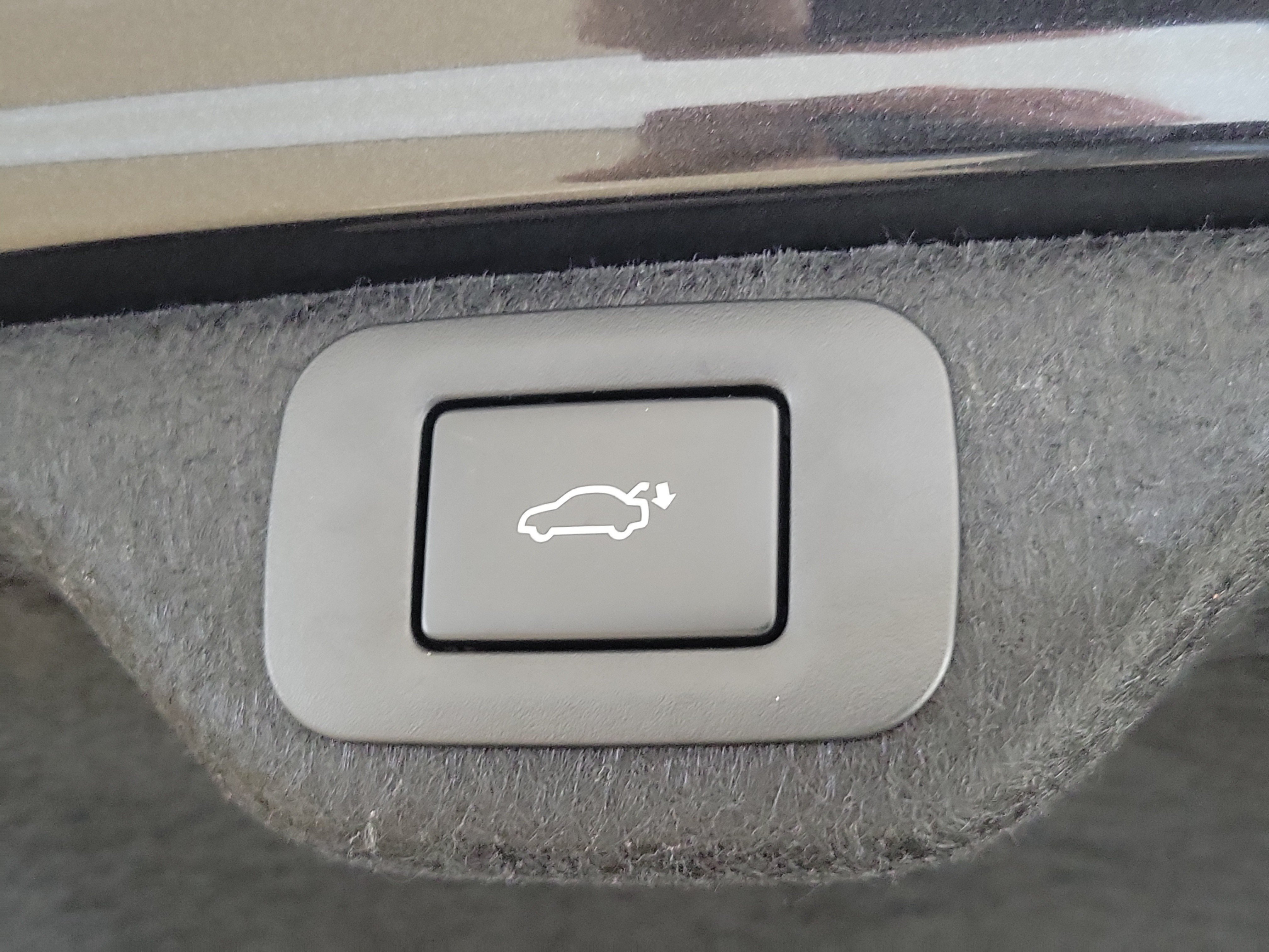 Used 2024 Lexus ES 300h w/ Technology Package FWD image 12