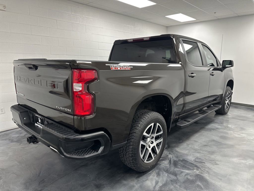 Used 2019 Chevrolet Silverado 1500 Custom Trail Boss AWD/4WD image 6