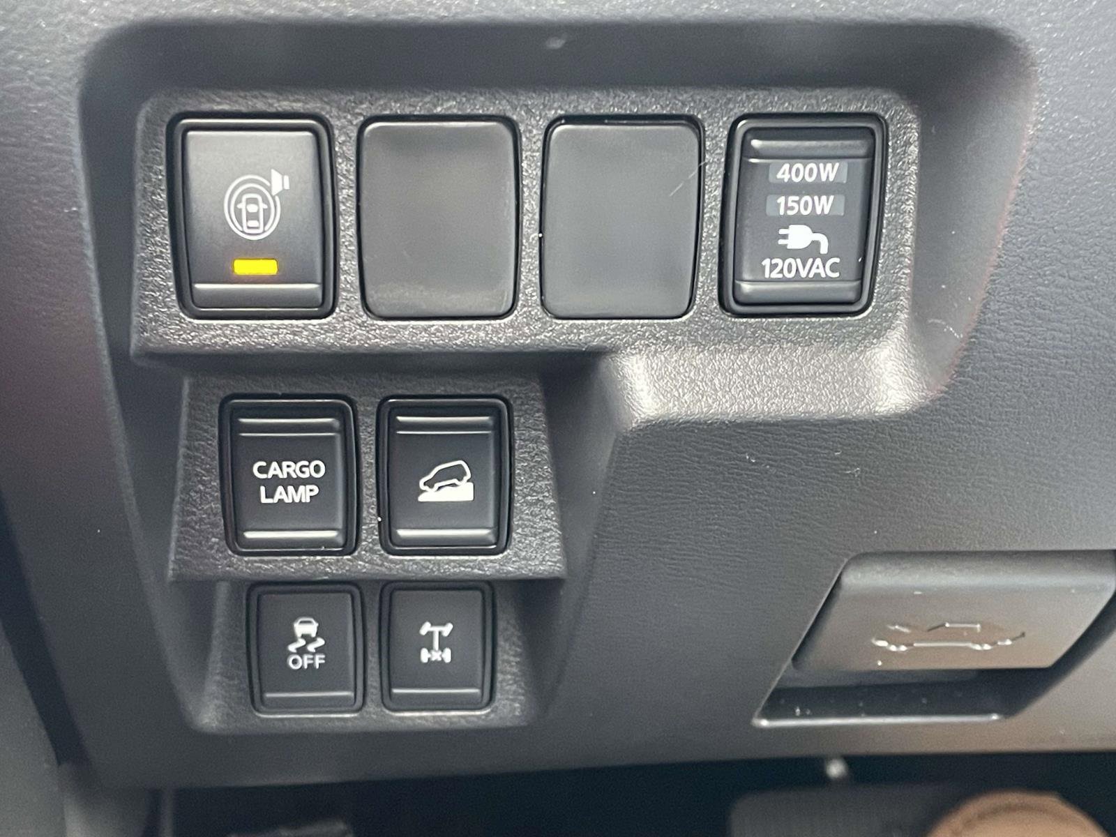 Used 2022 Nissan Frontier PRO-4X image 28