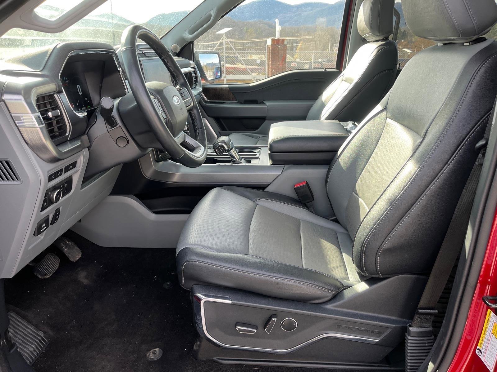 Certified 2022 Ford F150 Lariat w/ Equipment Group 502A High image 18