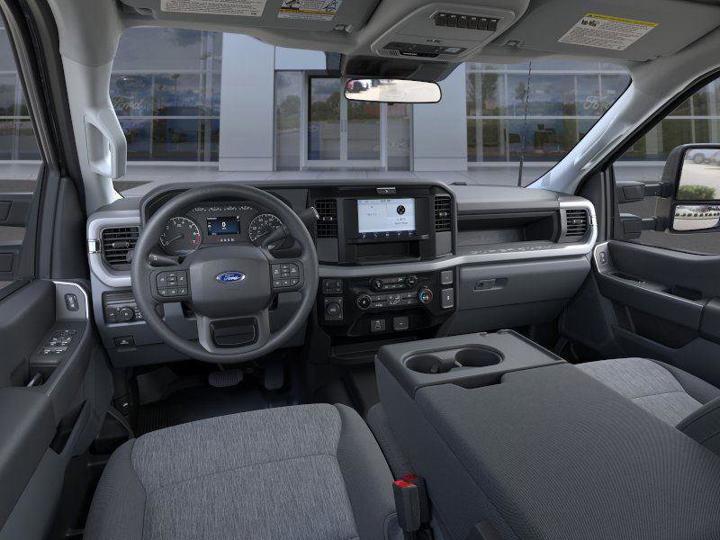 New 2026 Ford F250 XL w/ XL Off-Road Package AWD/4WD image 9