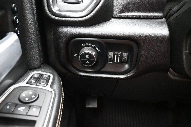 Used 2024 RAM 2500 Rebel AWD/4WD image 13