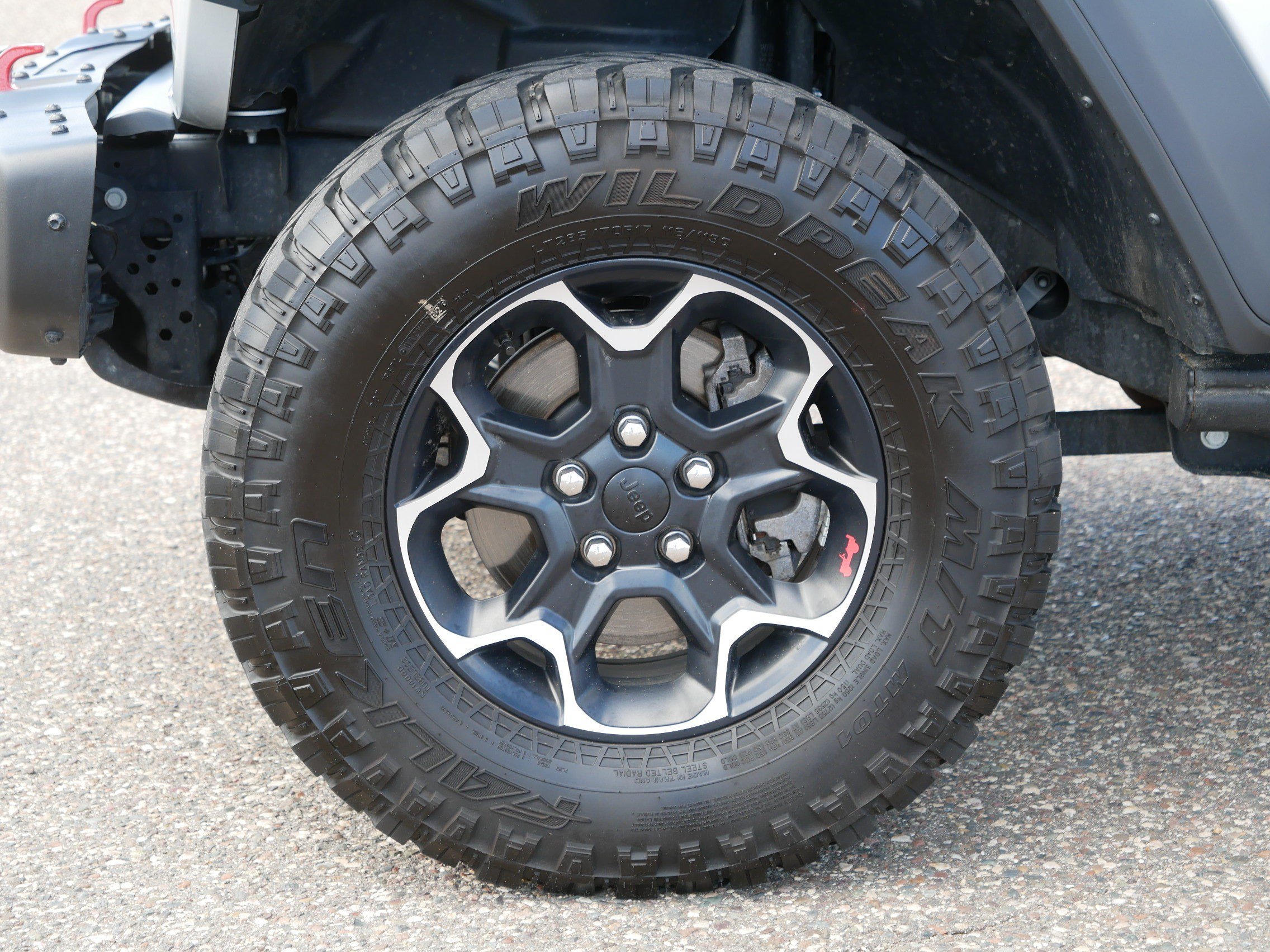 Used 2023 Jeep Wrangler Unlimited Rubicon w/ Steel Bumper Group AWD/4WD image 15