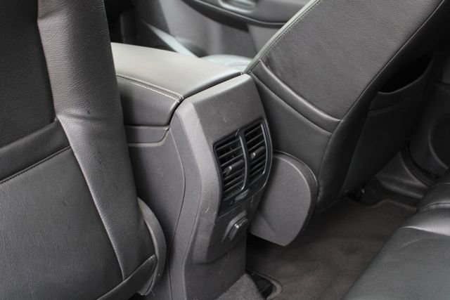 Used 2017 Ford Escape SE image 23