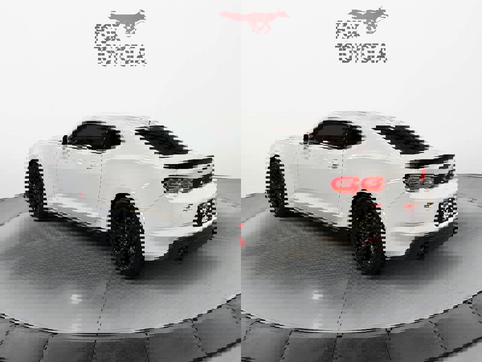 Used 2023 Chevrolet Camaro SS image 4