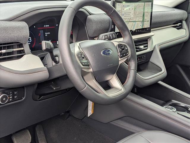 New 2026 Ford Explorer Active w/ Active Comfort Package RWD video 3