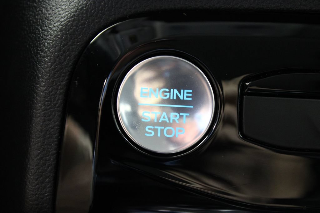 Used 2023 Ford Escape SE FWD image 12