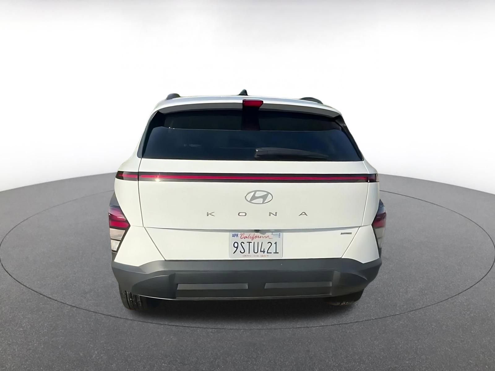 Used 2025 Hyundai Kona SEL image 12