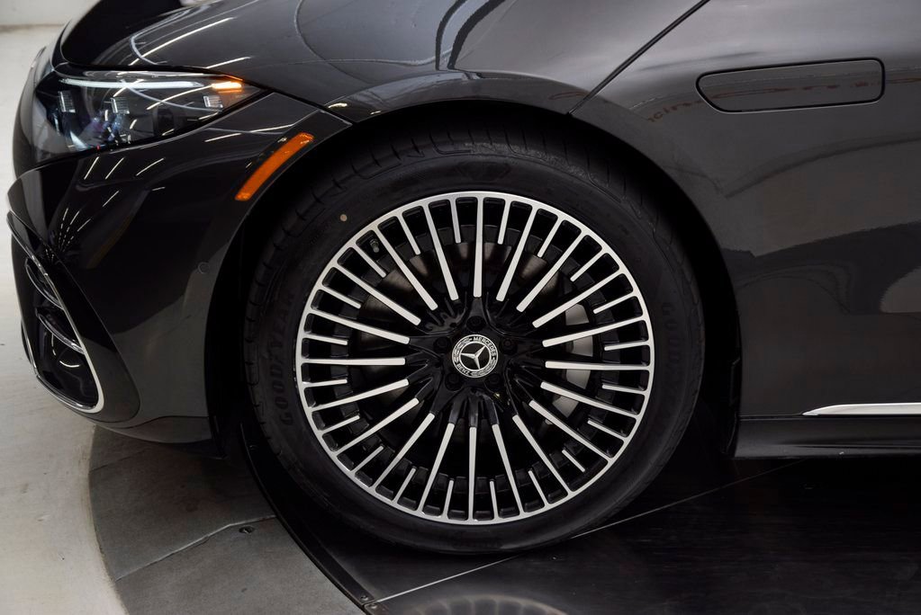 Certified 2023 Mercedes-Benz EQS 580 4MATIC Sedan image 12