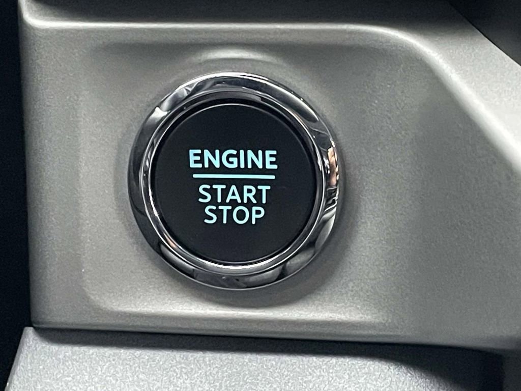 New 2026 Ford F250 XLT w/ XLT Premium Package image 5