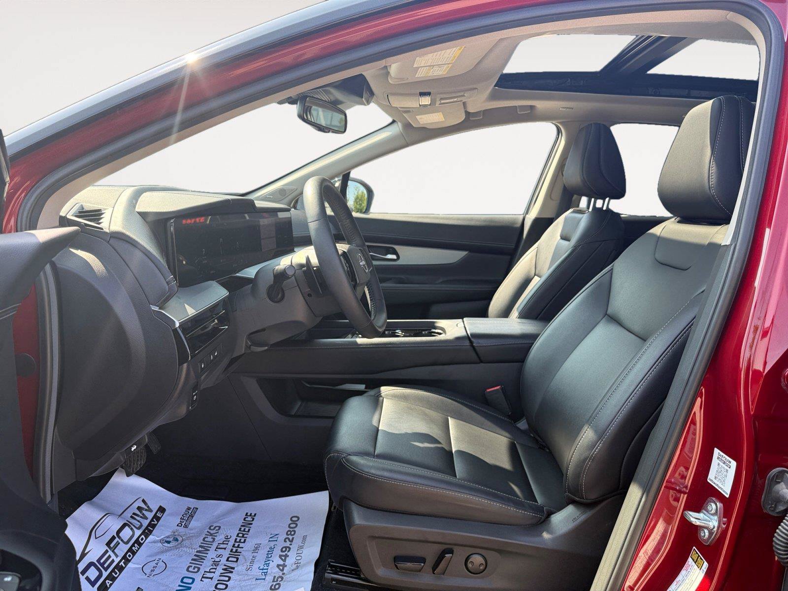 Used 2025 Nissan Murano SL AWD/4WD image 10
