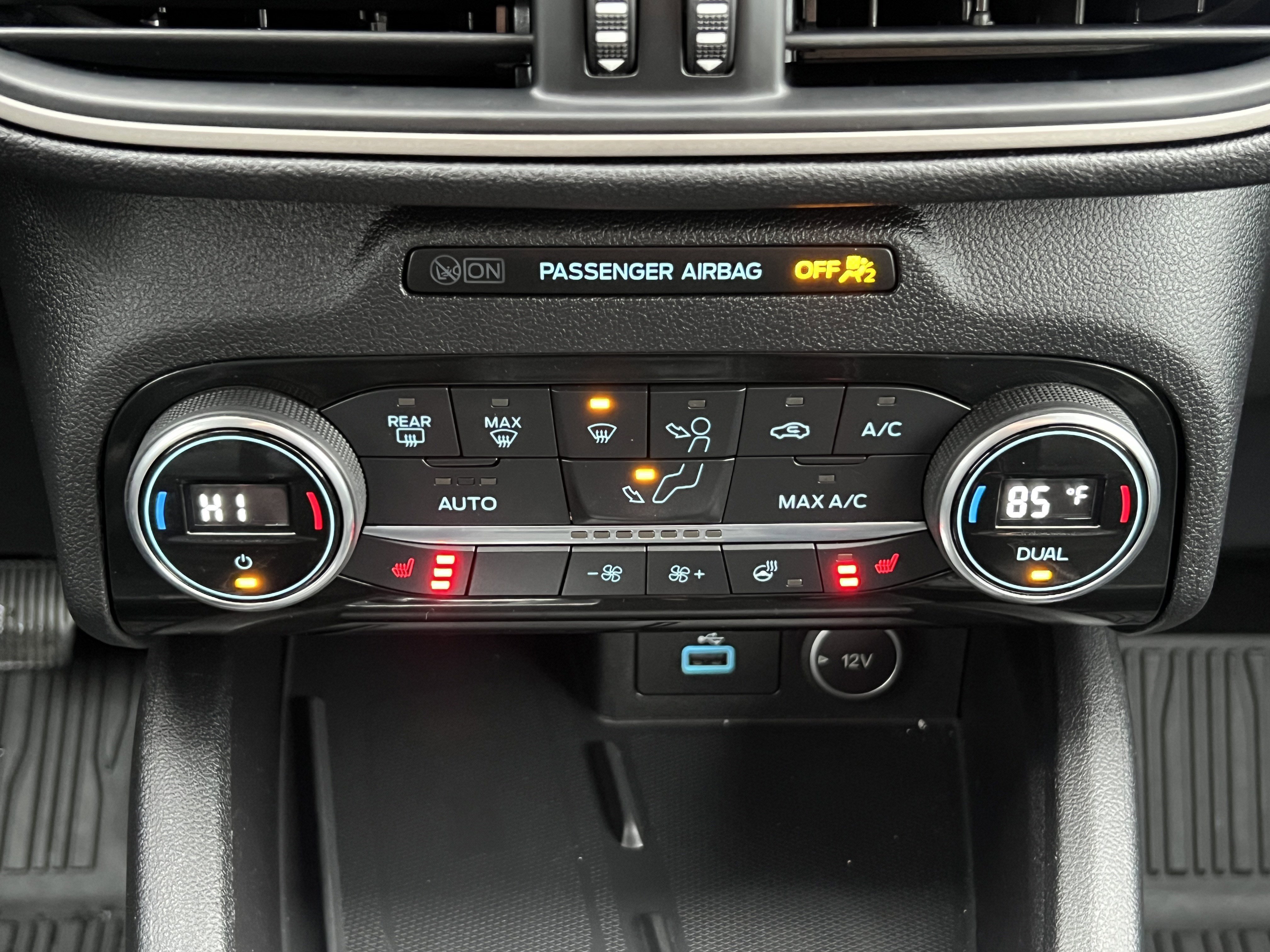 Used 2021 Ford Escape SEL w/ Technology Package image 30