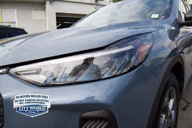 Certified 2025 Ford Escape ST-Line FWD image 9