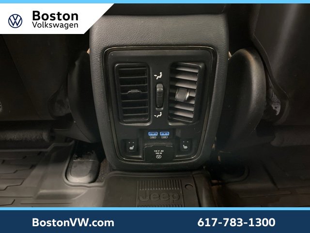 Used 2020 Jeep Grand Cherokee High Altitude image 25
