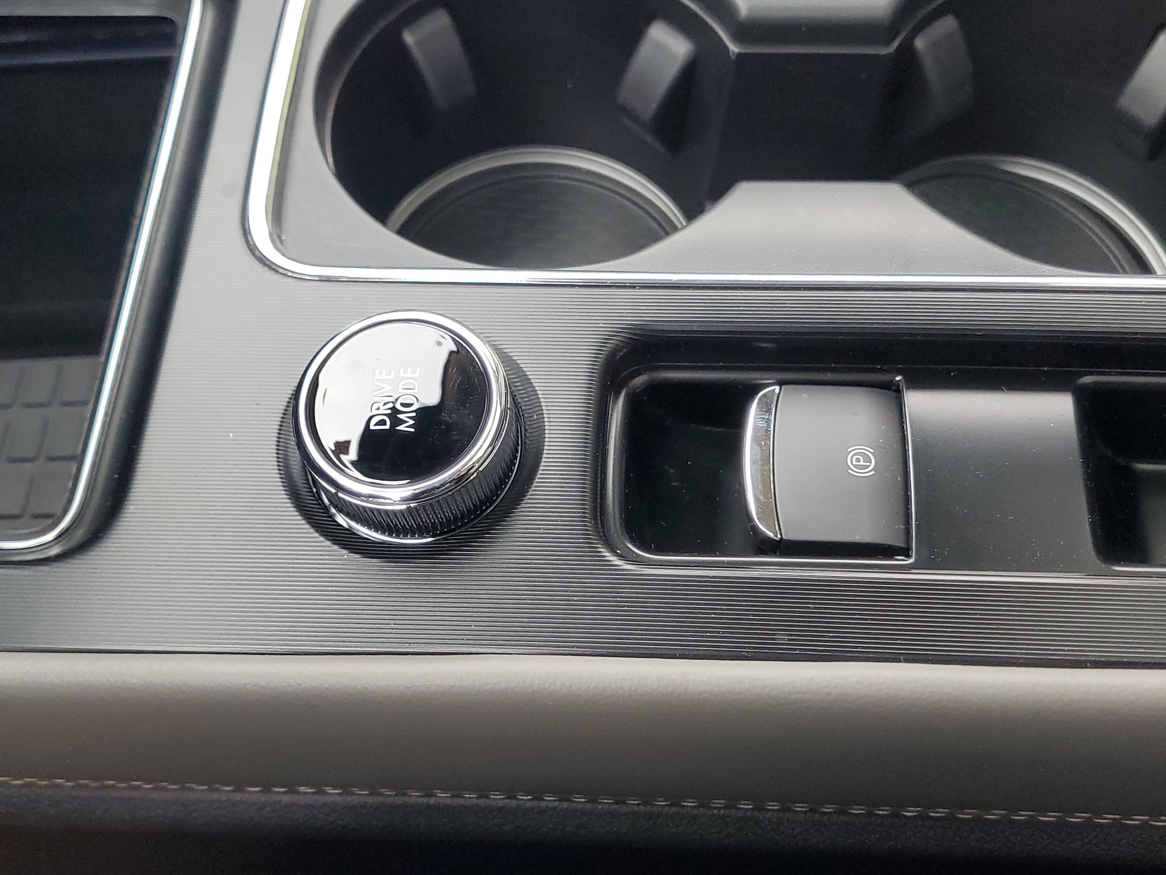 New 2026 Lincoln Corsair Premiere image 24