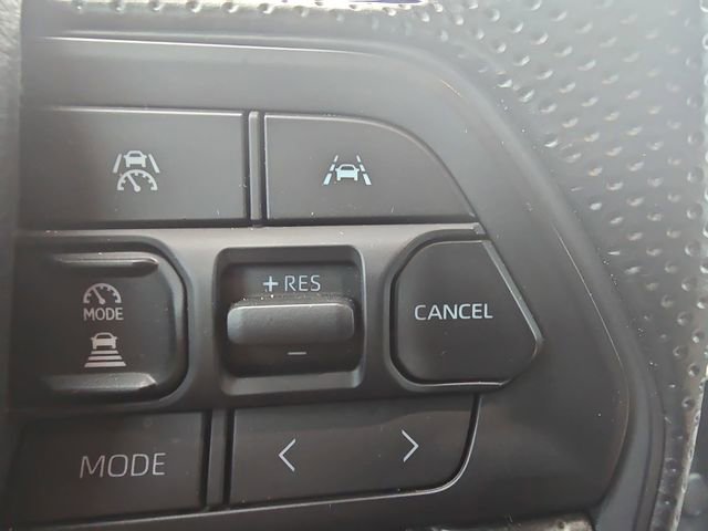 Used 2025 Toyota Tacoma SR5 AWD/4WD image 18