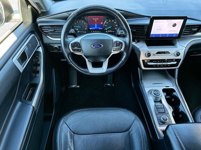 Used 2021 Ford Explorer XLT image 21