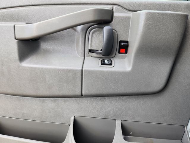 Used 2019 Chevrolet Express 2500 w/ Driver Convenience Package image 21
