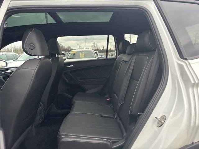 Certified 2023 Volkswagen Tiguan SE R-Line image 35
