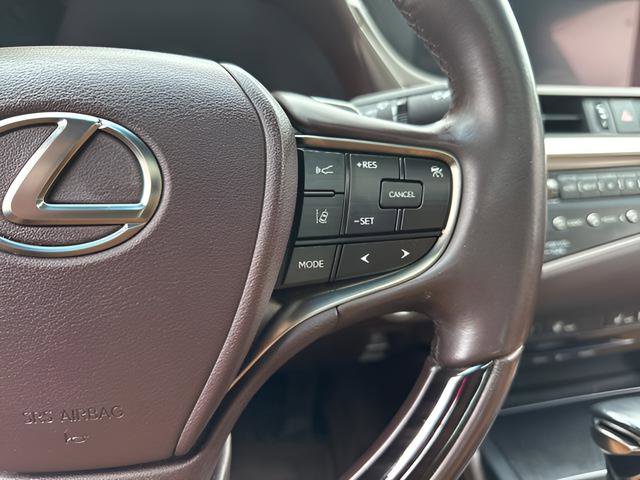 Used 2019 Lexus ES 350 w/ Premium Package FWD image 21