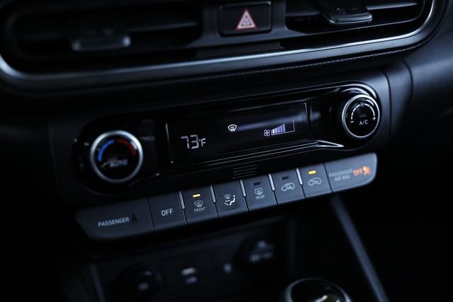 Used 2023 Hyundai Kona Limited image 38